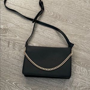 Black crossbody purse